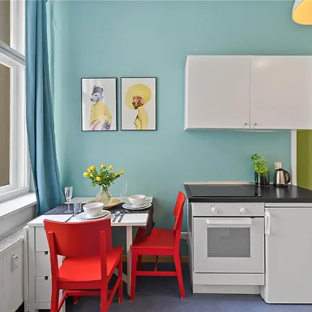 33 Efg Schoenhauser Allee Mit Balkon