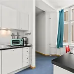 33 Efg Schoenhauser Allee Mit Balkon 柏林