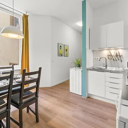 33 Efg Schoenhauser Allee Mit Balkon