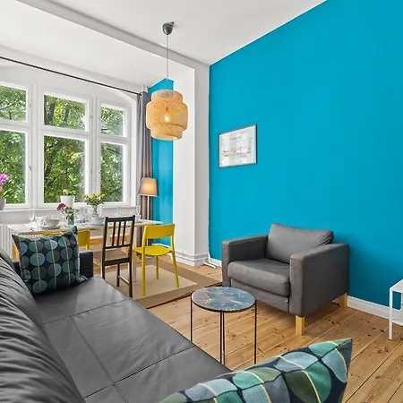 33 Efg Schoenhauser Allee Mit Balkon