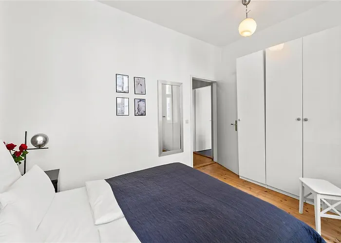 33 Efg Schoenhauser Allee Mit Balkon דירה