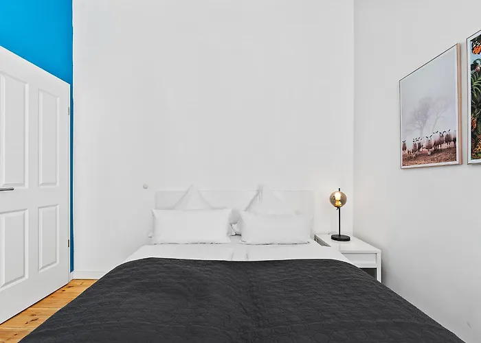 33 Efg Schoenhauser Allee Mit Balkon *