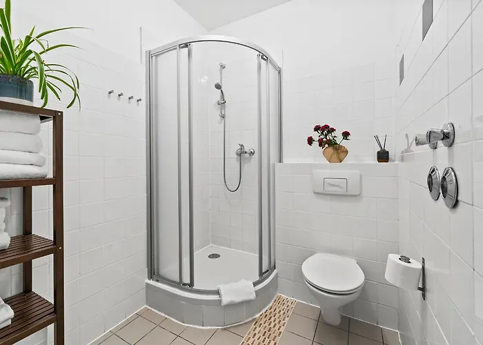 דירה 33 Efg Schoenhauser Allee Mit Balkon ברלין