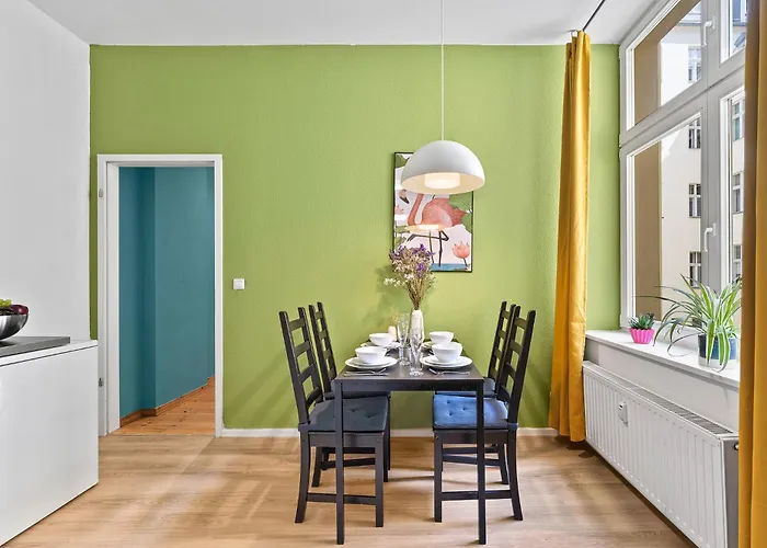 33 Efg Schoenhauser Allee Mit Balkon * Berlin