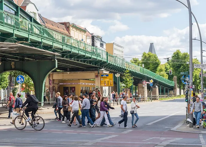 דירה 33 Efg Schoenhauser Allee Mit Balkon *