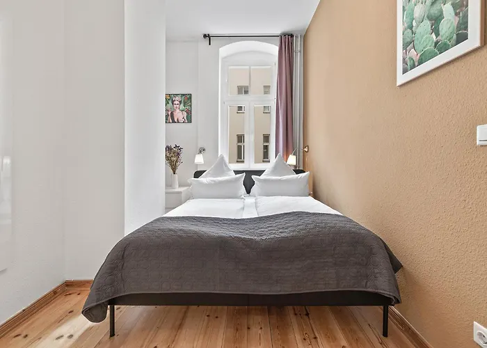 33 Efg Schoenhauser Allee Mit Balkon דירה