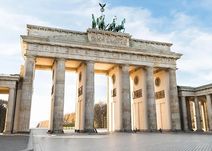 33 Efg Schoenhauser Allee Mit Balkon *