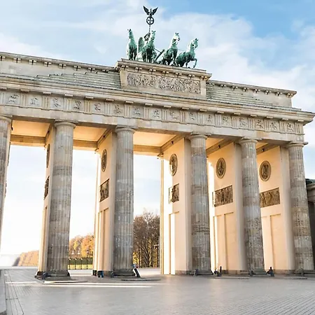 33 Efg Schoenhauser Allee Mit Balkon *