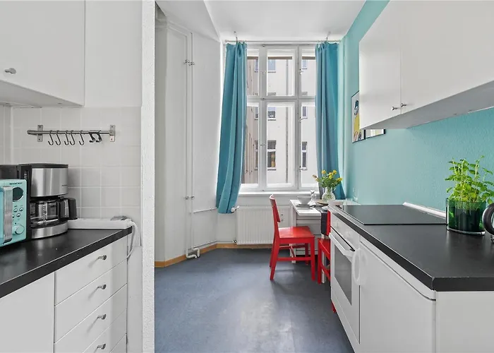 33 Efg Schoenhauser Allee Mit Balkon Apartamento Berlim