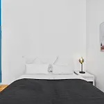 33 Efg Schoenhauser Allee Mit Balkon *