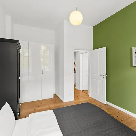 33 Efg Schoenhauser Allee Mit Balkon * Berlín