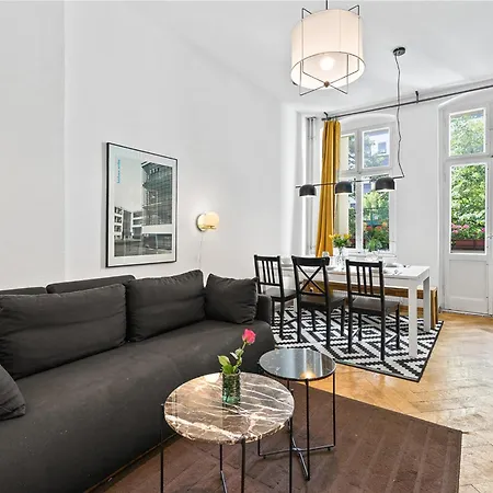 公寓 33 Efg Schoenhauser Allee Mit Balkon *