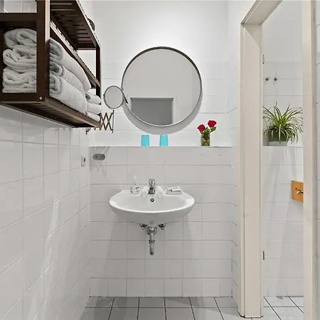 33 Efg Schoenhauser Allee Mit Balkon * Berlín
