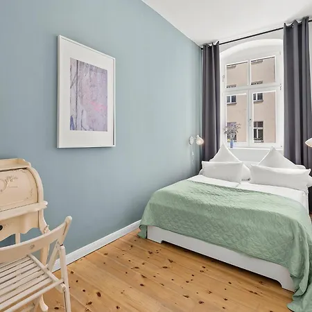 Apartamento 33 Efg Schoenhauser Allee Mit Balkon