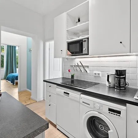 公寓 33 Efg Schoenhauser Allee Mit Balkon *