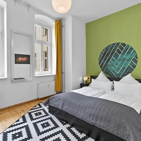 33 Efg Schoenhauser Allee Mit Balkon 公寓