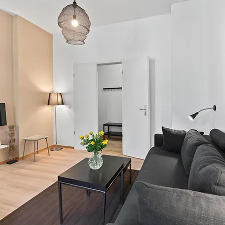33 Efg Schoenhauser Allee Mit Balkon Apartamento *