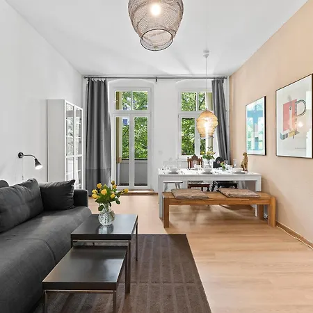 公寓 33 Efg Schoenhauser Allee Mit Balkon 柏林