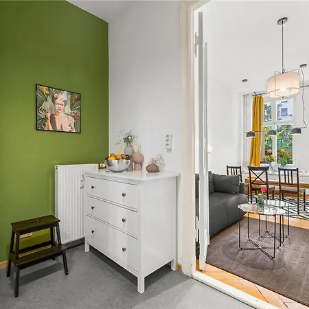 Apartamento 33 Efg Schoenhauser Allee Mit Balkon