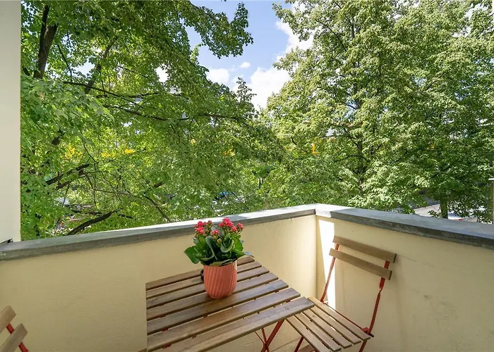 Appartement 33 Efg Schoenhauser Allee Mit Balkon Berlin